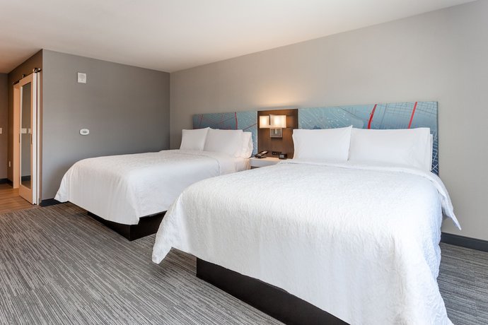 Imagen de la habitación del Hotel Hampton Inn Oakland Downtown-City Center. Foto 9