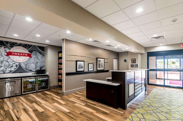 Imagen de los interiores del Hotel Hampton Inn Oklahoma City Northeast. Foto 19