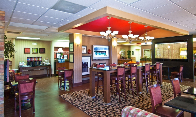 Imagen del bar/restaurante del Hotel Hampton Inn Oklahoma City Northwest. Foto 3