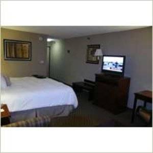 Imagen de la habitación del Hotel Hampton Inn Olathe. Foto 3