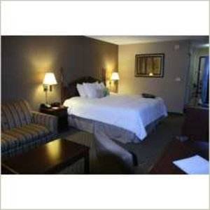 Imagen de la habitación del Hotel Hampton Inn Olathe. Foto 6