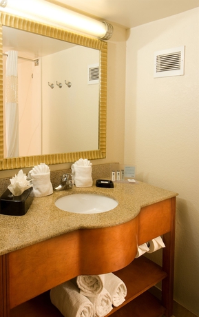 Imagen de la habitación del Hotel Hampton Inn Orlando Near Universal Blv/international Dr. Foto 6