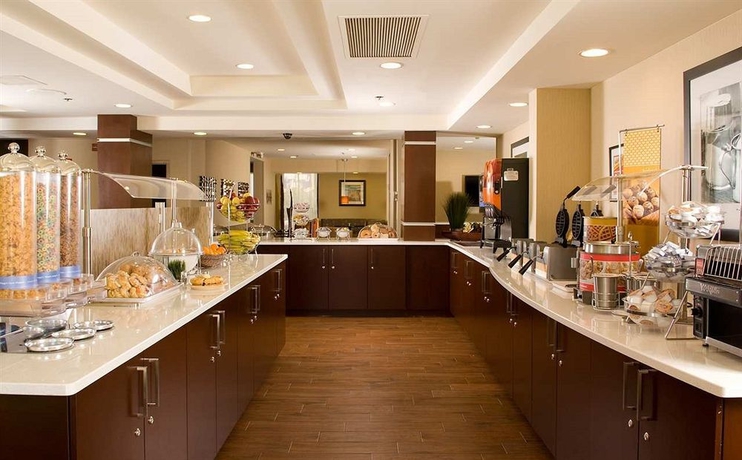 Imagen del bar/restaurante del Hotel Hampton Inn Orlando Near Universal Blv/international Dr. Foto 2