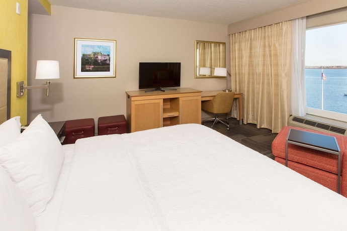 Imagen de la habitación del Hotel Hampton Inn Palatka. Foto 3