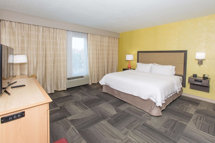 Imagen de la habitación del Hotel Hampton Inn Palatka. Foto 4