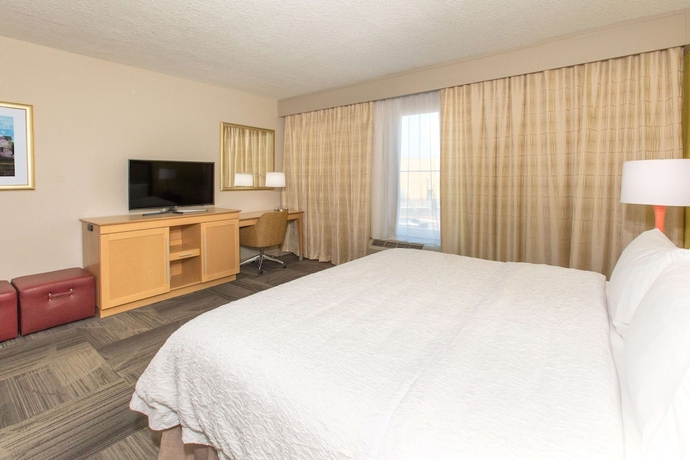 Imagen de la habitación del Hotel Hampton Inn Palatka. Foto 9