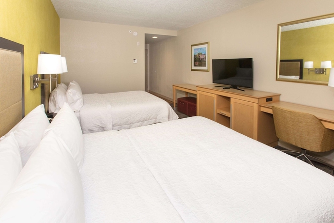 Imagen de la habitación del Hotel Hampton Inn Palatka. Foto 11