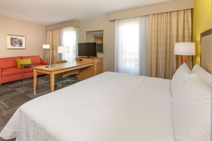 Imagen de la habitación del Hotel Hampton Inn Palatka. Foto 15