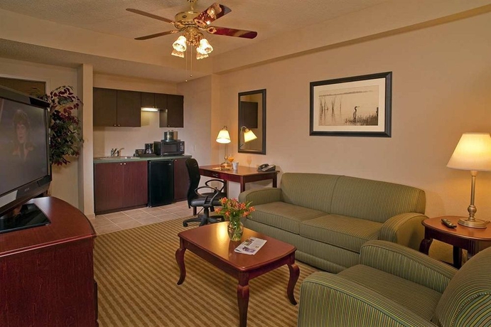 Imagen de los interiores del Hotel Hampton Inn Palm Beach Gardens. Foto 13