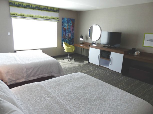 Imagen de la habitación del Hotel Hampton Inn Paramus. Foto 15