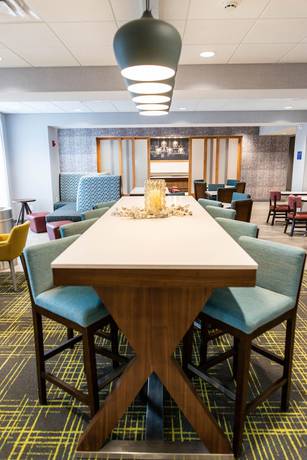 Imagen de los interiores del Hotel Hampton Inn Paris, Paris. Foto 18