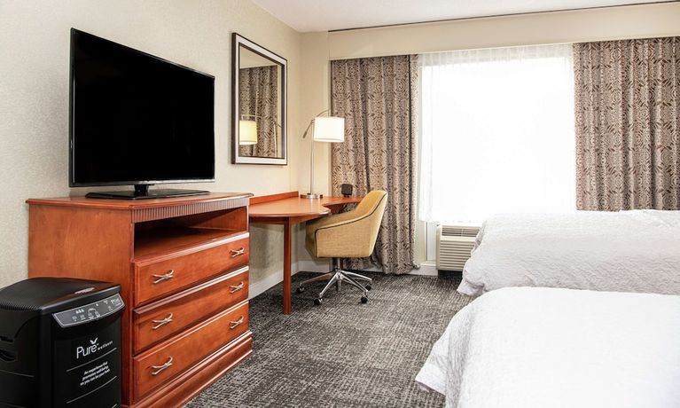 Imagen de la habitación del Hotel Hampton Inn Parsippany. Foto 2
