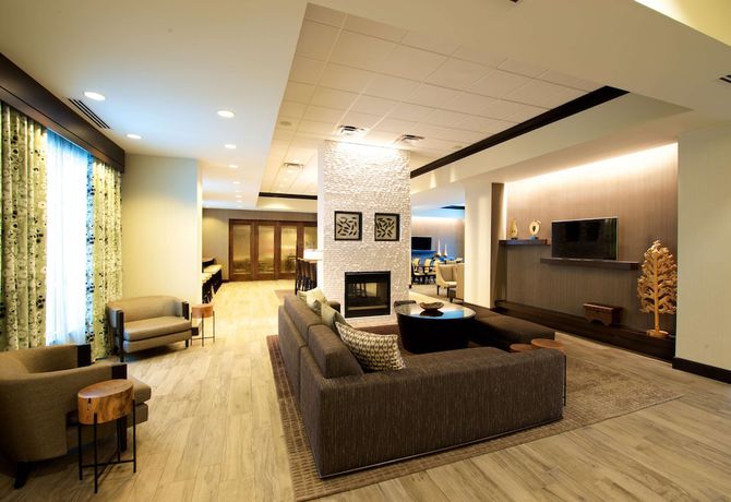 Imagen de los interiores del Hotel Hampton Inn Parsippany. Foto 17