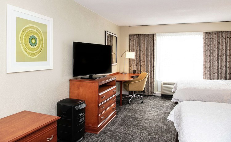 Imagen de la habitación del Hotel Hampton Inn Parsippany. Foto 10