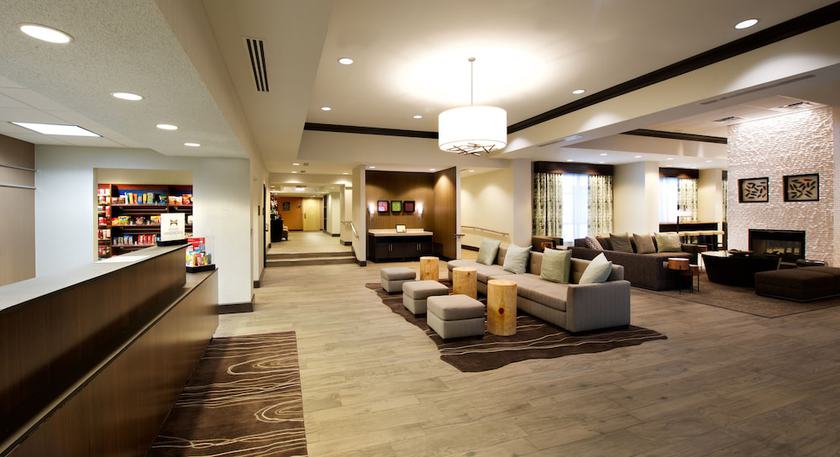 Imagen de los interiores del Hotel Hampton Inn Parsippany. Foto 19