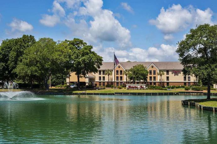 Imagen de los interiores del Hotel Hampton Inn Pawleys Island - Litchfield. Foto 14