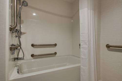 Imagen de la habitación del Hotel Hampton Inn Pawtucket. Foto 4