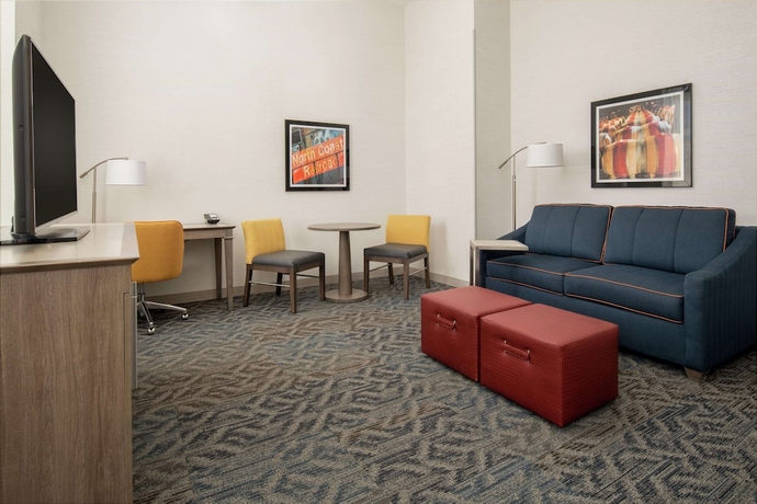 Imagen de la habitación del Hotel Hampton Inn Petaluma, Ca. Foto 9