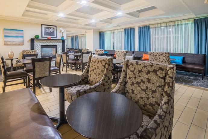 Imagen de los interiores del Hotel Hampton Inn Philadelphia/Plymouth Meeting. Foto 17