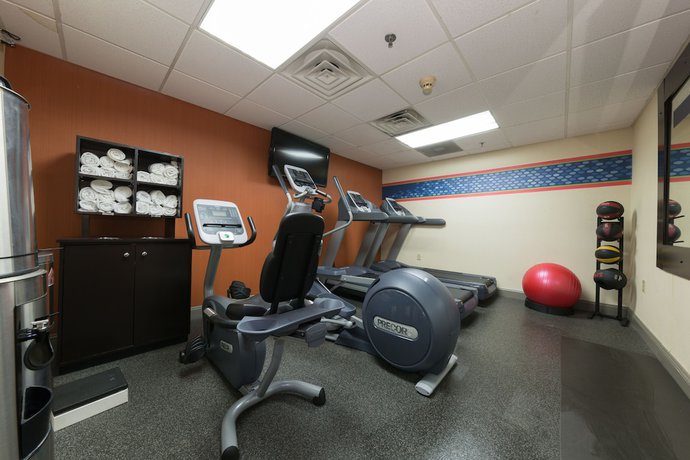 Imagen de los interiores del Hotel Hampton Inn Philadelphia/Plymouth Meeting. Foto 19