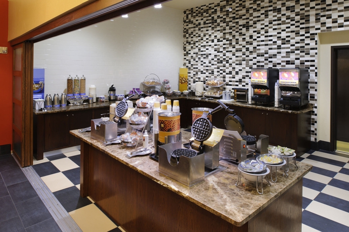 Imagen del bar/restaurante del Hotel Hampton Inn Philadelphia-center City-convention Ctr. Foto 6