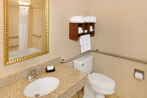 Imagen de la habitación del Hotel Hampton Inn Philadelphia/willow Grove. Foto 1