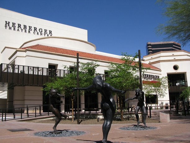 Imagen general del Hotel Hampton Inn Phoenix/Biltmore Area. Foto 5
