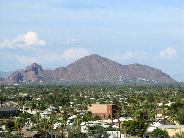 Imagen general del Hotel Hampton Inn Phoenix/Biltmore Area. Foto 4