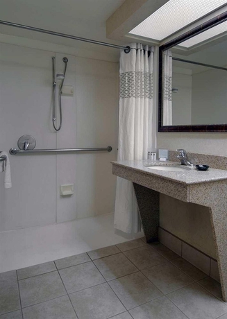Imagen de la habitación del Hotel Hampton Inn Phoenix/glendale/peoria. Foto 6