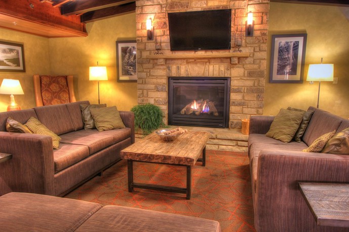 Imagen de los interiores del Hotel Hampton Inn Pigeon Forge. Foto 19