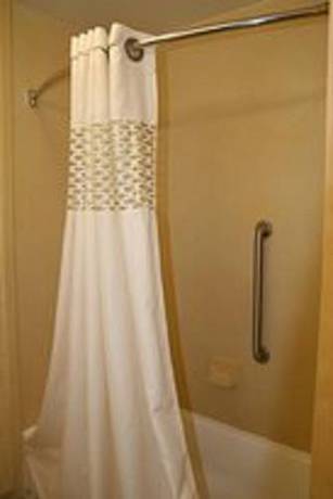 Imagen de la habitación del Hotel Hampton Inn Pine Grove. Foto 4