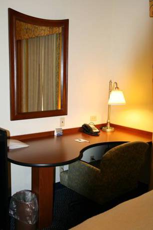 Imagen de la habitación del Hotel Hampton Inn Pine Grove. Foto 9