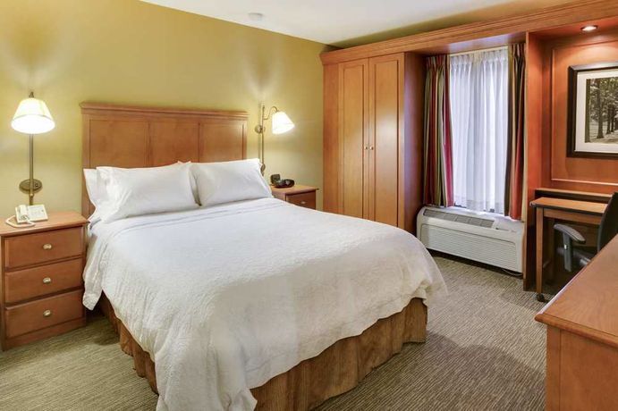 Imagen de la habitación del Hotel Hampton Inn Pittsburgh Greentree. Foto 1