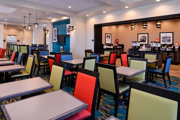 Imagen del bar/restaurante del Hotel Hampton Inn Pittsburgh/ Wexford Sewickley, Pa. Foto 5