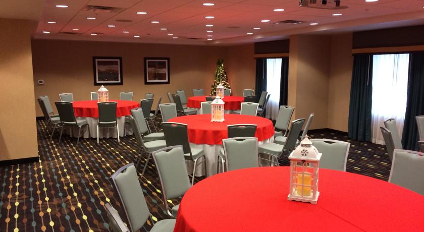 Imagen general del Hotel Hampton Inn Pittsburgh-bridgeville. Foto 9