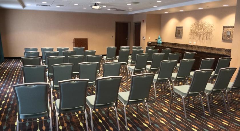 Imagen general del Hotel Hampton Inn Pittsburgh-bridgeville. Foto 10