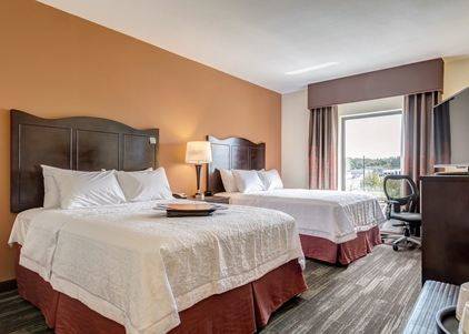 Imagen de la habitación del Hotel Hampton Inn Poplar Bluff. Foto 3