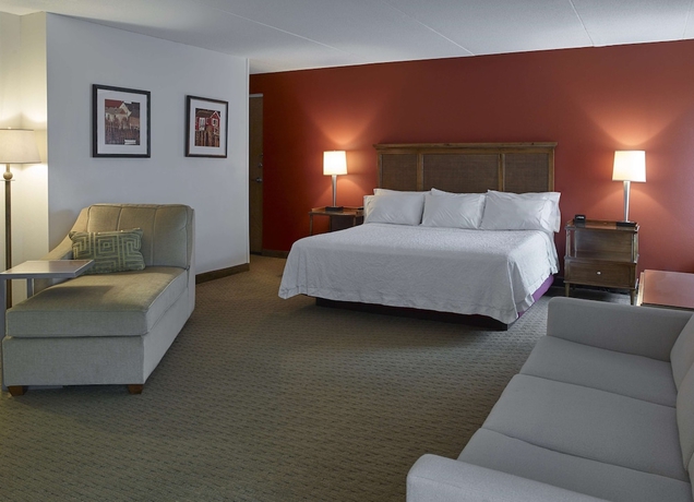Imagen de la habitación del Hotel Hampton Inn Portland Airport. Foto 10