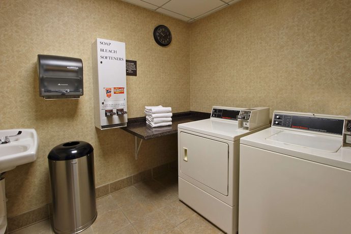 Imagen de los interiores del Hotel Hampton Inn Princeton, Kingston. Foto 16