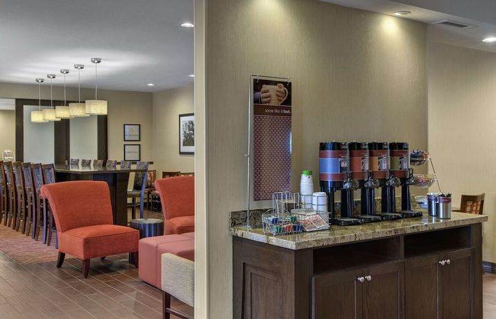Imagen del bar/restaurante del Hotel Hampton Inn Provo. Foto 2