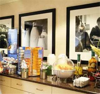 Imagen de la habitación del Hotel Hampton Inn Quakertown. Foto 5