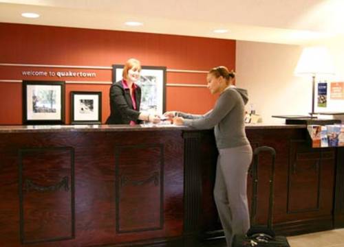 Imagen de la habitación del Hotel Hampton Inn Quakertown. Foto 6
