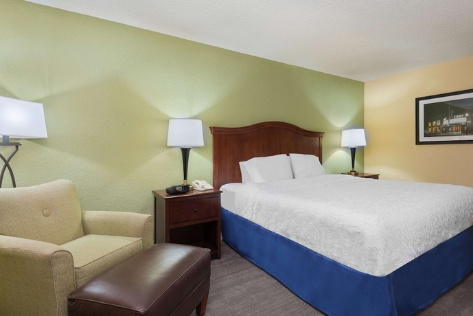 Imagen de la habitación del Hotel Hampton Inn Raleigh/cary. Foto 10