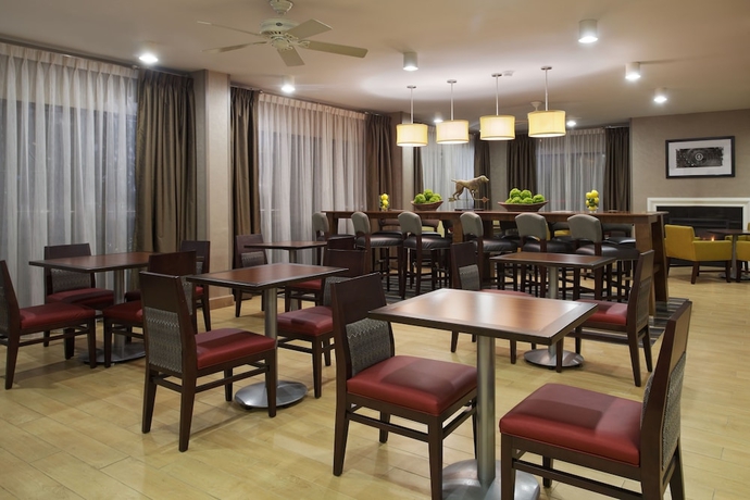 Imagen de los interiores del Hotel Hampton Inn Raleigh/cary. Foto 19