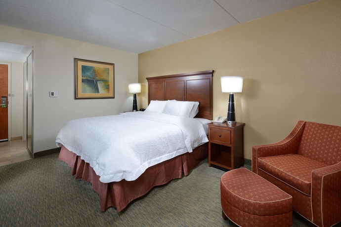 Imagen de la habitación del Hotel Hampton Inn Raleigh-durham Airport. Foto 4