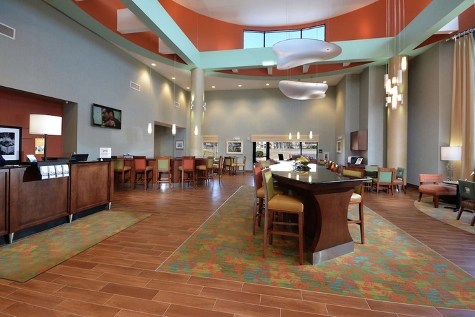 Imagen de los interiores del Hotel Hampton Inn Raleigh-durham Airport. Foto 17