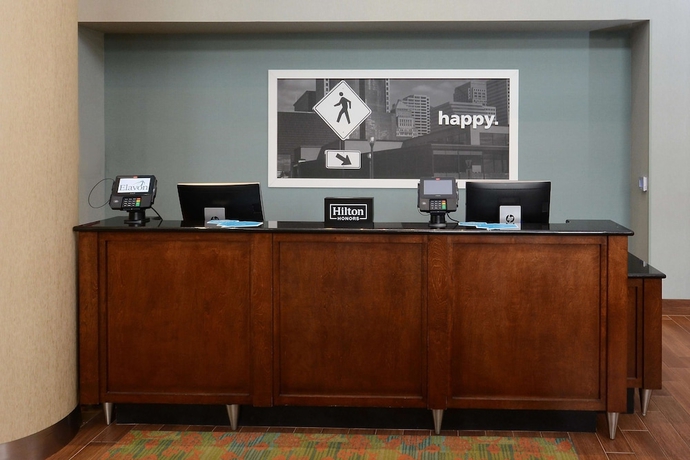 Imagen de los interiores del Hotel Hampton Inn Raleigh-durham Airport. Foto 19