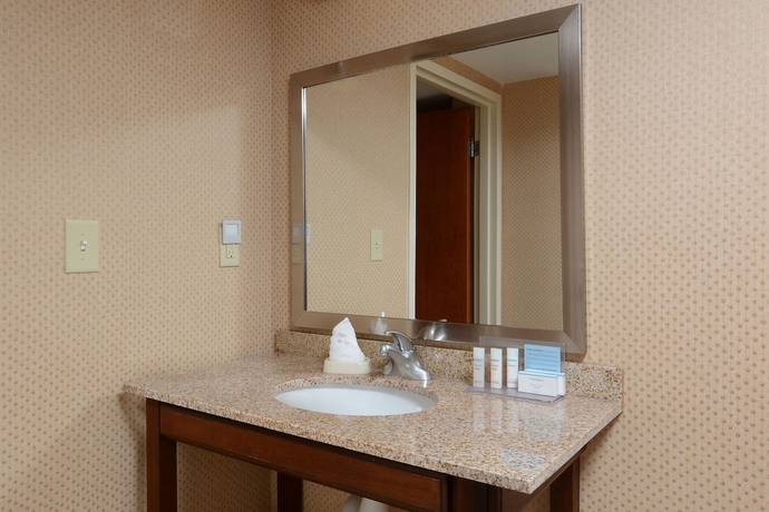 Imagen de la habitación del Hotel Hampton Inn Raleigh-durham Airport. Foto 16