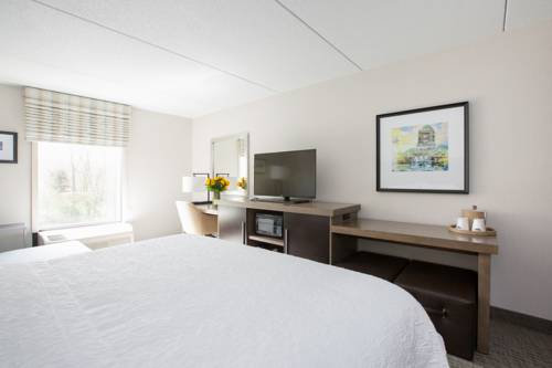Imagen de la habitación del Hotel Hampton Inn Raynham-taunton. Foto 6