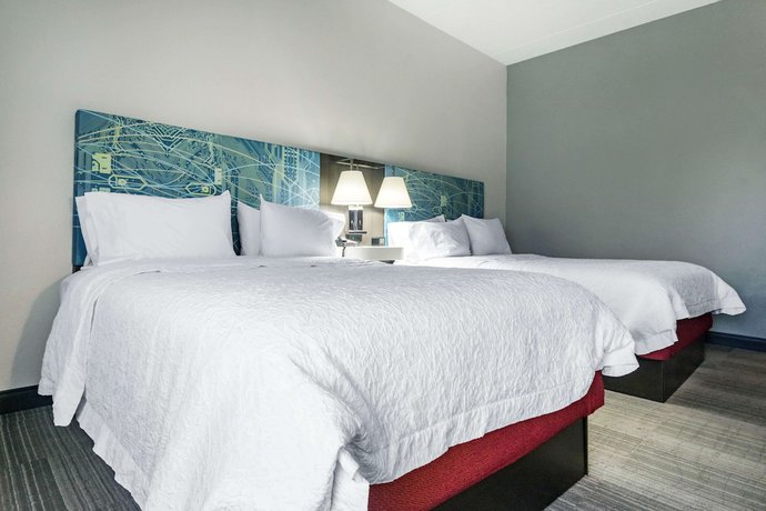 Imagen de la habitación del Hotel Hampton Inn Richmond. Foto 8